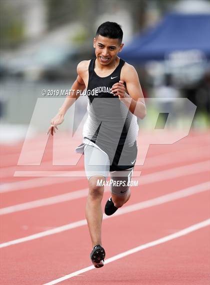 Thumbnail 3 in Kern Invitational photogallery.