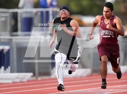 Thumbnail 2 in Kern Invitational photogallery.