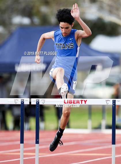 Thumbnail 3 in Kern Invitational photogallery.