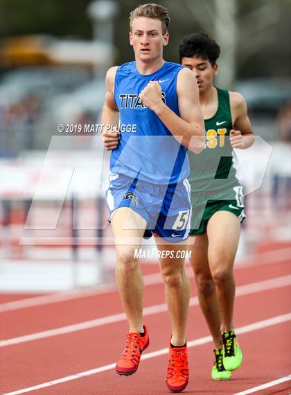 Thumbnail 1 in Kern Invitational photogallery.