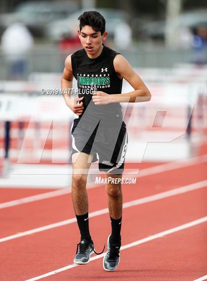 Thumbnail 1 in Kern Invitational photogallery.