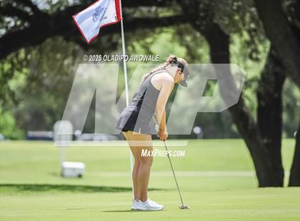 Thumbnail 2 in UIL 2A Golf State Championships photogallery.
