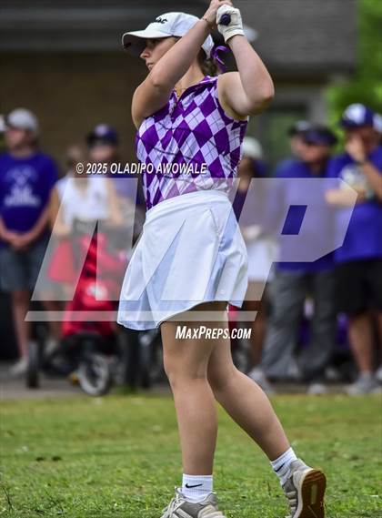 Thumbnail 3 in UIL 2A Golf State Championships photogallery.
