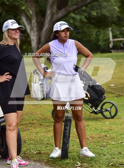 Thumbnail 3 in UIL 2A Golf State Championships photogallery.