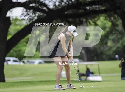 Thumbnail 1 in UIL 2A Golf State Championships photogallery.