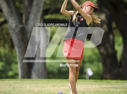 Thumbnail 2 in UIL 2A Golf State Championships photogallery.