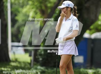 Thumbnail 2 in UIL 2A Golf State Championships photogallery.