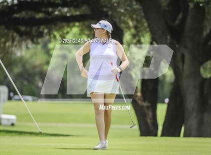 Thumbnail 2 in UIL 2A Golf State Championships photogallery.