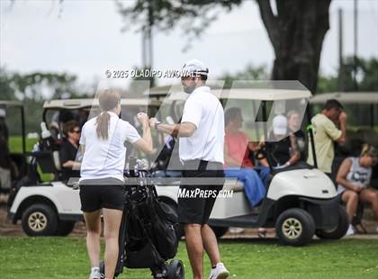 Thumbnail 1 in UIL 2A Golf State Championships photogallery.