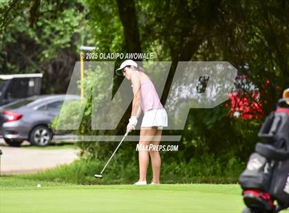 Thumbnail 1 in UIL 2A Golf State Championships photogallery.