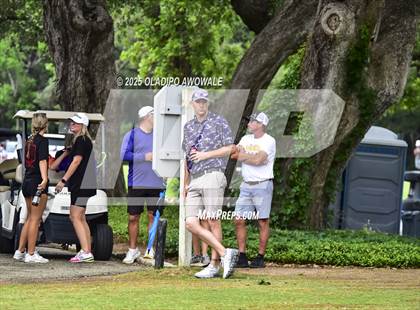 Thumbnail 3 in UIL 2A Golf State Championships photogallery.