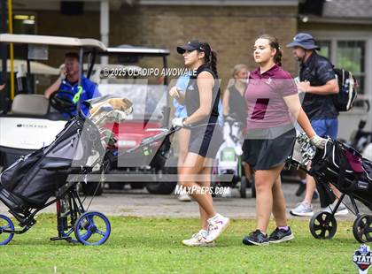 Thumbnail 2 in UIL 2A Golf State Championships photogallery.