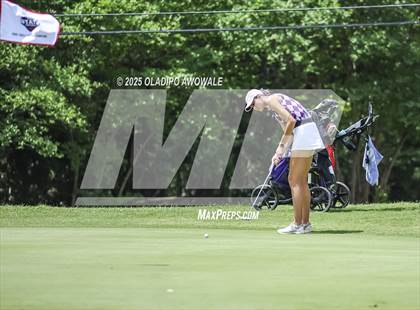 Thumbnail 2 in UIL 2A Golf State Championships photogallery.