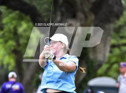 Thumbnail 3 in UIL 2A Golf State Championships photogallery.