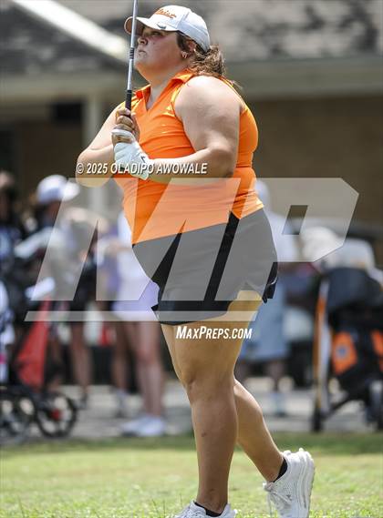 Thumbnail 3 in UIL 2A Golf State Championships photogallery.