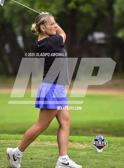 Thumbnail 3 in UIL 2A Golf State Championships photogallery.