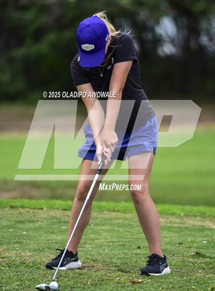 Thumbnail 1 in UIL 2A Golf State Championships photogallery.