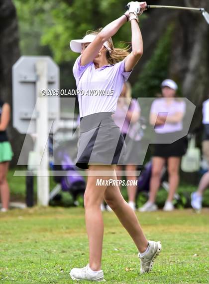 Thumbnail 2 in UIL 2A Golf State Championships photogallery.