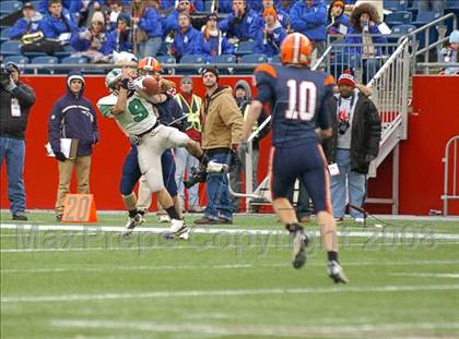 Thumbnail 3 in Mansfield vs. Walpole (MIAA Division 2 East Final) photogallery.
