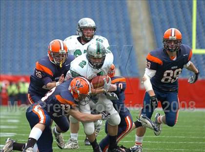 Thumbnail 2 in Mansfield vs. Walpole (MIAA Division 2 East Final) photogallery.