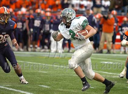 Thumbnail 2 in Mansfield vs. Walpole (MIAA Division 2 East Final) photogallery.