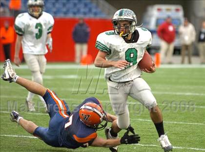 Thumbnail 1 in Mansfield vs. Walpole (MIAA Division 2 East Final) photogallery.