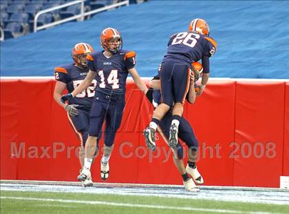 Thumbnail 1 in Mansfield vs. Walpole (MIAA Division 2 East Final) photogallery.