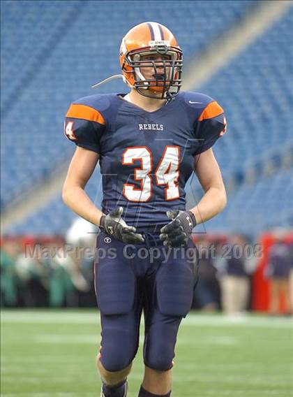 Thumbnail 1 in Mansfield vs. Walpole (MIAA Division 2 East Final) photogallery.