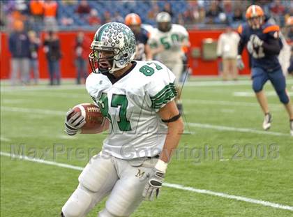 Thumbnail 1 in Mansfield vs. Walpole (MIAA Division 2 East Final) photogallery.