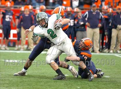Thumbnail 1 in Mansfield vs. Walpole (MIAA Division 2 East Final) photogallery.