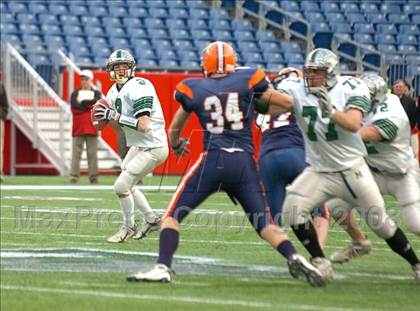 Thumbnail 3 in Mansfield vs. Walpole (MIAA Division 2 East Final) photogallery.