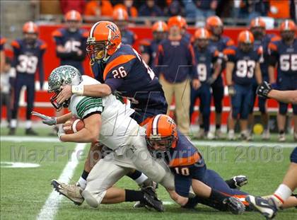 Thumbnail 2 in Mansfield vs. Walpole (MIAA Division 2 East Final) photogallery.