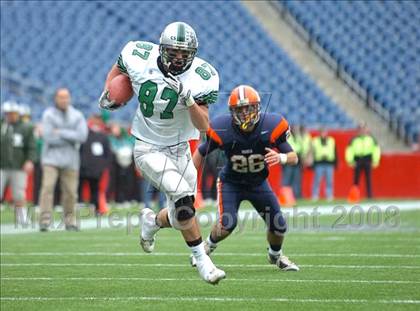Thumbnail 3 in Mansfield vs. Walpole (MIAA Division 2 East Final) photogallery.