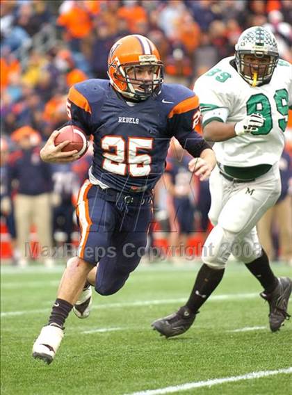 Thumbnail 1 in Mansfield vs. Walpole (MIAA Division 2 East Final) photogallery.