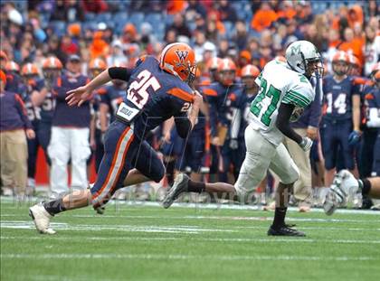 Thumbnail 3 in Mansfield vs. Walpole (MIAA Division 2 East Final) photogallery.