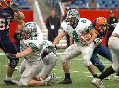 Thumbnail 2 in Mansfield vs. Walpole (MIAA Division 2 East Final) photogallery.