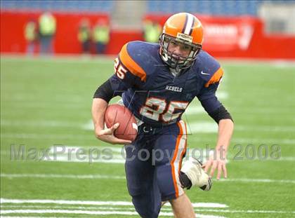 Thumbnail 1 in Mansfield vs. Walpole (MIAA Division 2 East Final) photogallery.