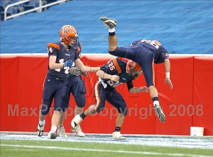 Thumbnail 3 in Mansfield vs. Walpole (MIAA Division 2 East Final) photogallery.
