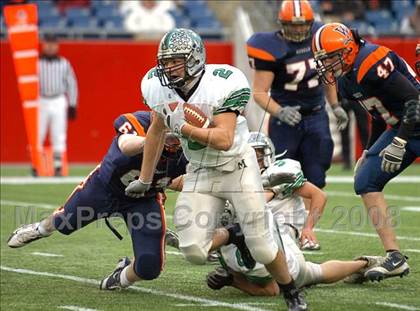 Thumbnail 1 in Mansfield vs. Walpole (MIAA Division 2 East Final) photogallery.