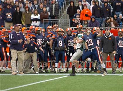 Thumbnail 3 in Mansfield vs. Walpole (MIAA Division 2 East Final) photogallery.