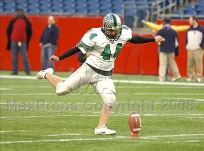 Thumbnail 3 in Mansfield vs. Walpole (MIAA Division 2 East Final) photogallery.
