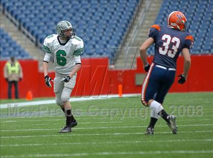 Thumbnail 1 in Mansfield vs. Walpole (MIAA Division 2 East Final) photogallery.