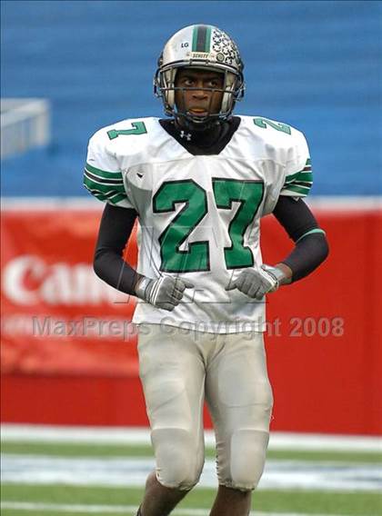 Thumbnail 2 in Mansfield vs. Walpole (MIAA Division 2 East Final) photogallery.