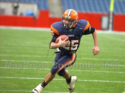 Thumbnail 1 in Mansfield vs. Walpole (MIAA Division 2 East Final) photogallery.