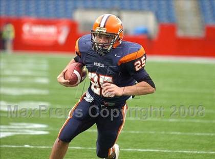 Thumbnail 2 in Mansfield vs. Walpole (MIAA Division 2 East Final) photogallery.