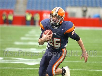 Thumbnail 3 in Mansfield vs. Walpole (MIAA Division 2 East Final) photogallery.