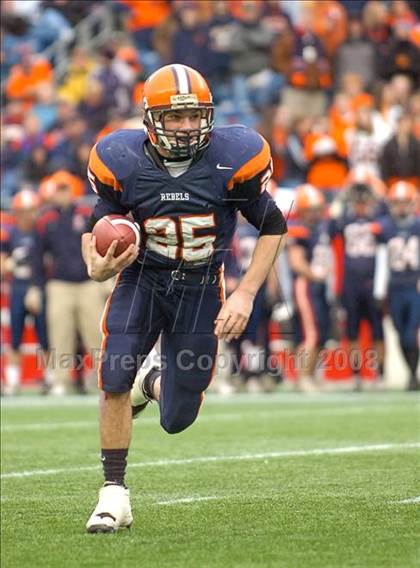 Thumbnail 2 in Mansfield vs. Walpole (MIAA Division 2 East Final) photogallery.