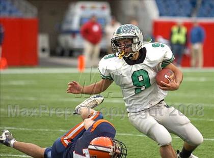 Thumbnail 3 in Mansfield vs. Walpole (MIAA Division 2 East Final) photogallery.