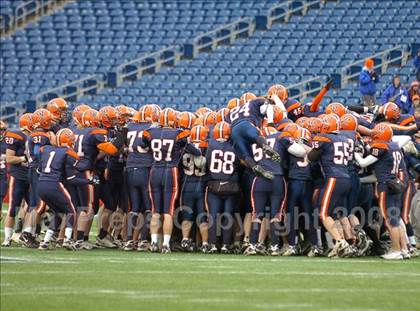 Thumbnail 2 in Mansfield vs. Walpole (MIAA Division 2 East Final) photogallery.