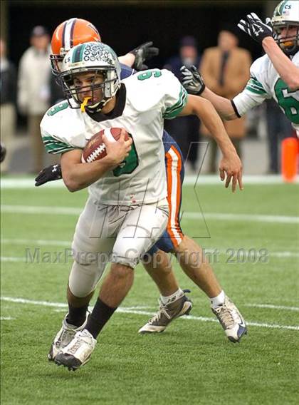 Thumbnail 1 in Mansfield vs. Walpole (MIAA Division 2 East Final) photogallery.